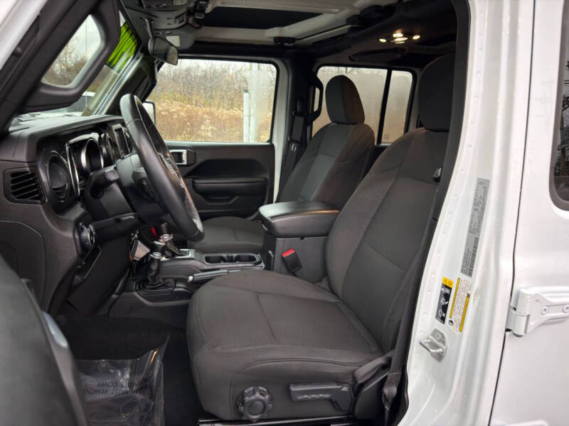 2023 Jeep Wrangler Sport