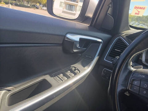 2015 Volvo XC60 T6 Drive-E