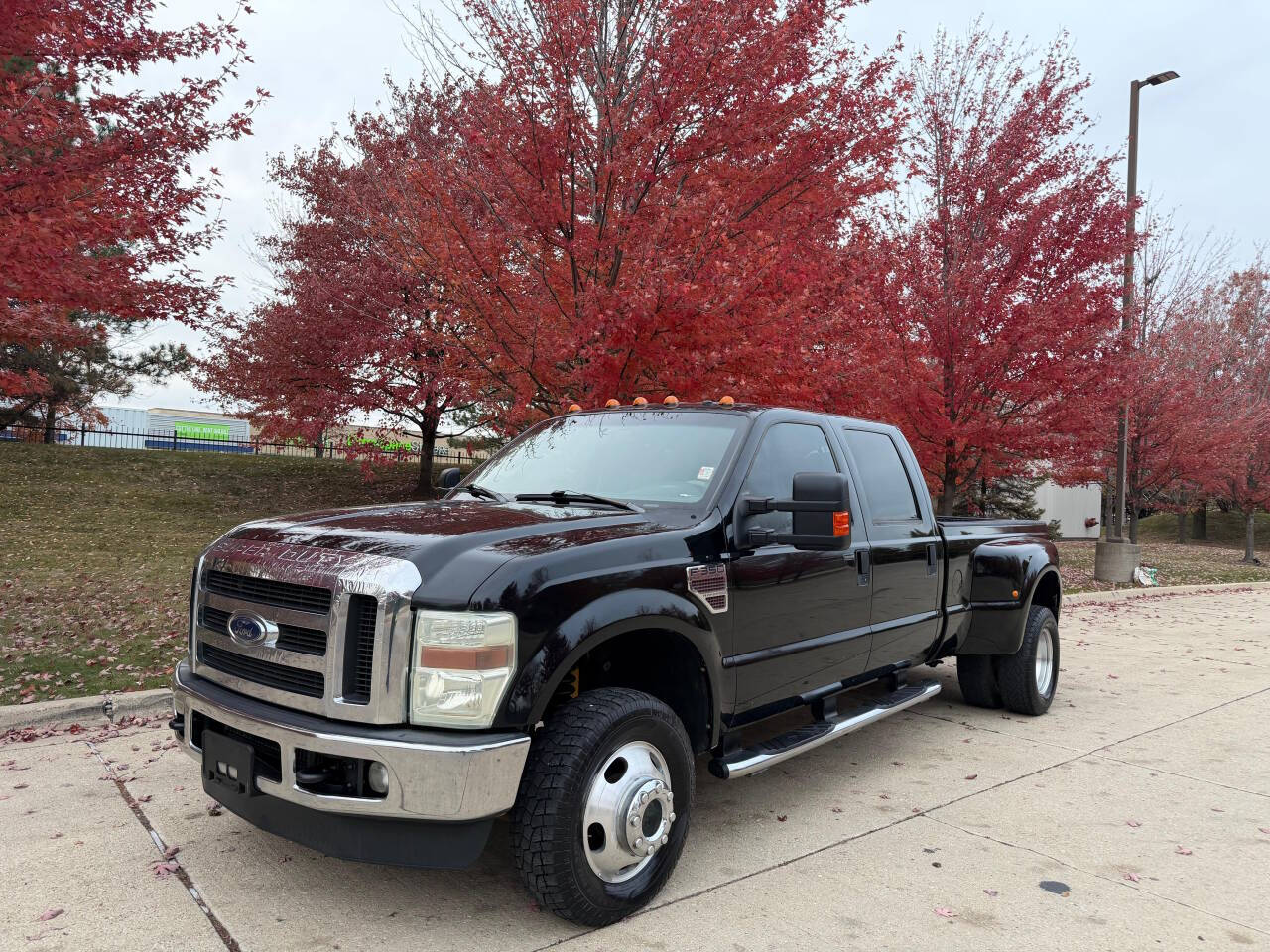 2008 Ford F-350 Super Duty XL 4dr Crew Cab 4WD LB DRW's photo