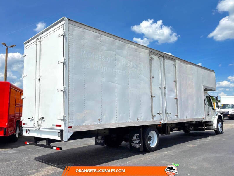2020 Freightliner M2 106