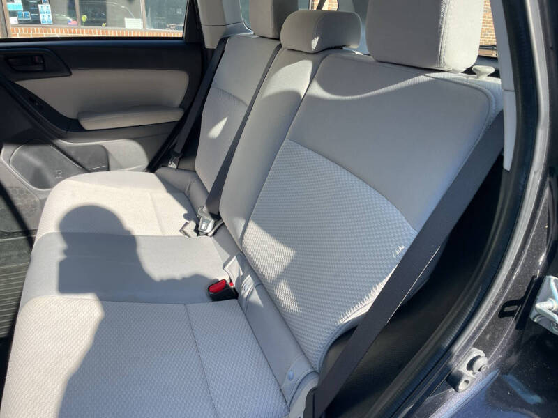 2016 Subaru Forester 2.5i