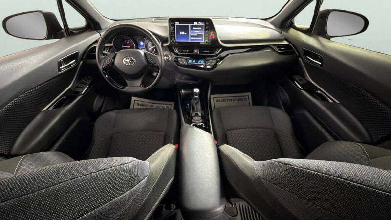2021 Toyota C-HR LE