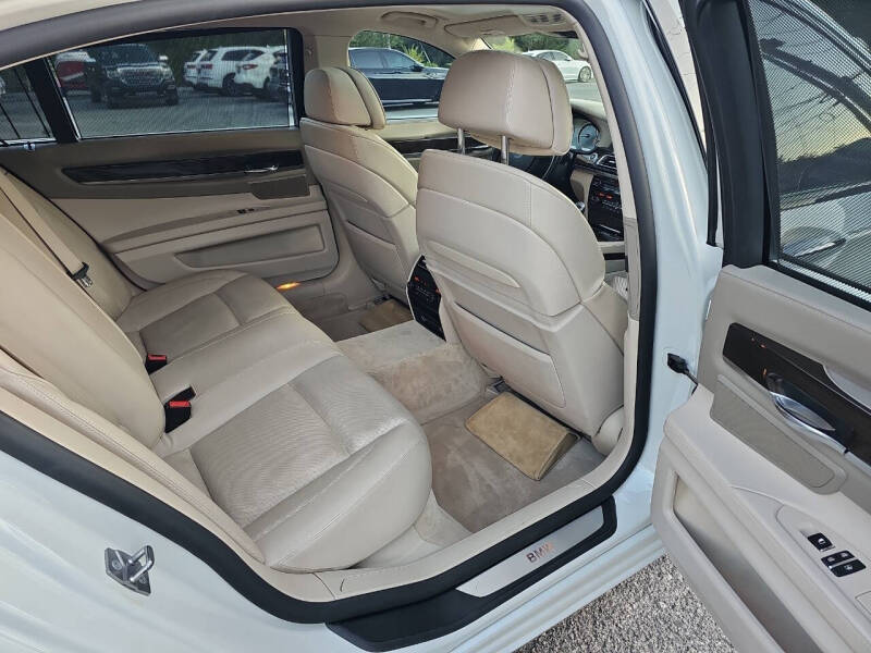 2010 BMW 7 Series 750Li xDrive