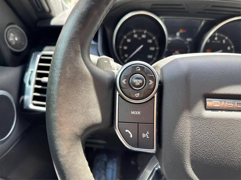 2017 Land Rover Discovery SE