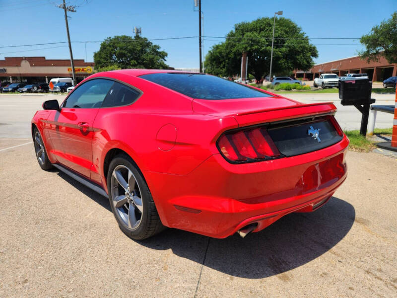 2015 Ford Mustang V6