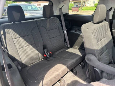 2017 GMC Acadia SLE-2
