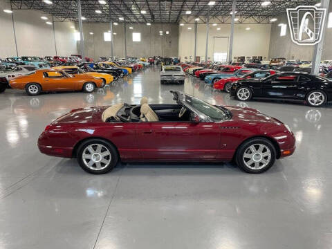 2004 Ford Thunderbird Deluxe