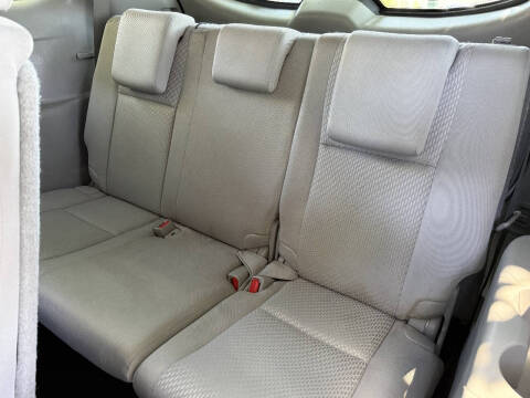 2016 Toyota Highlander LE