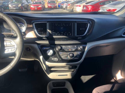 2018 Chrysler Pacifica Touring Plus