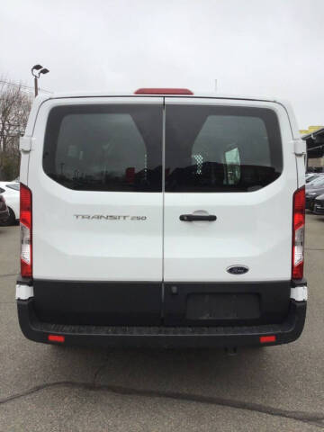 2024 Ford Transit