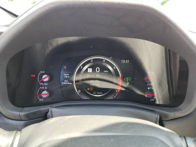 2023 Lexus LX 600 F SPORT Handling