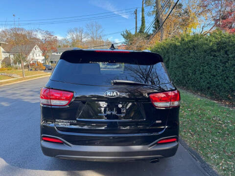 2018 Kia Sorento LX