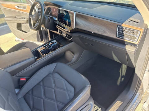 2024 Volkswagen Atlas SE 4Motion