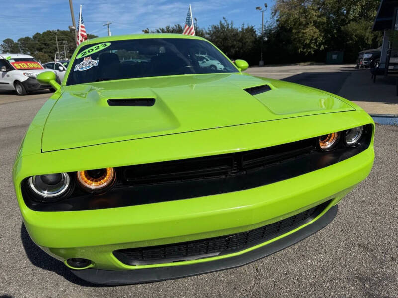 2023 Dodge Challenger SXT