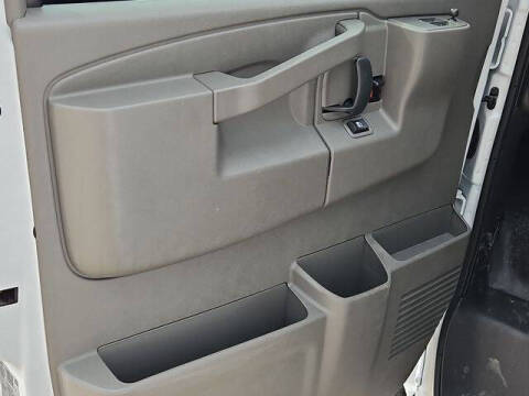 2024 GMC Savana 2500