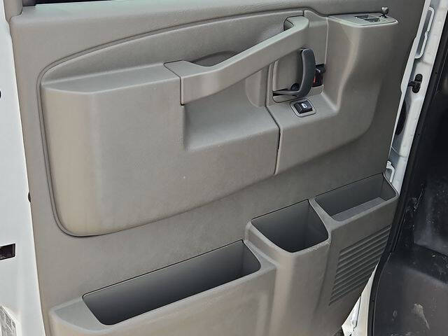 2024 GMC Savana 2500