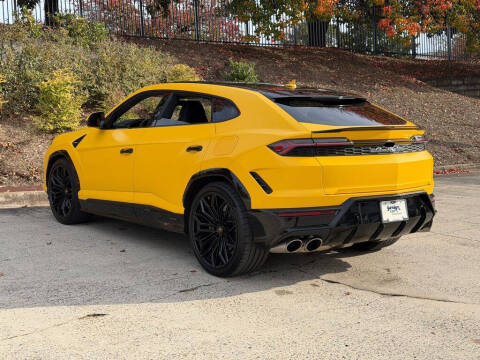 2025 Lamborghini Urus SE