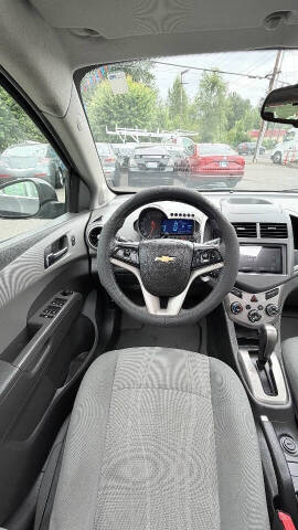 2016 Chevrolet Sonic LT Auto