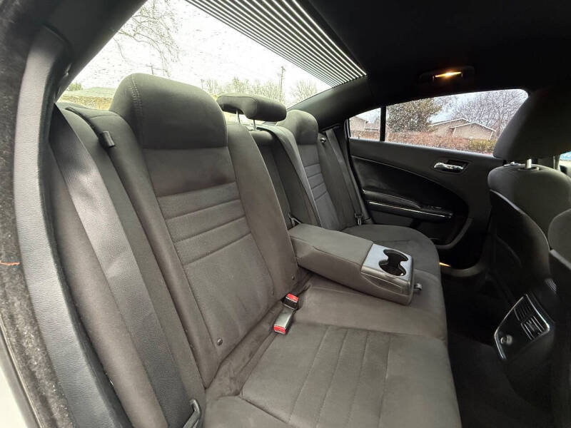 2013 Dodge Charger SE