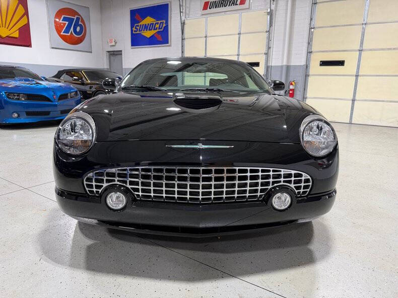 2002 Ford Thunderbird Deluxe