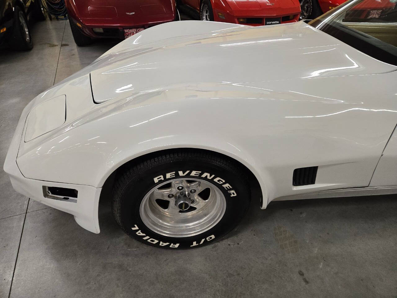 1979 Chevrolet Corvette 23