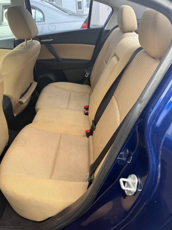 2012 Mazda MAZDA3 i Touring