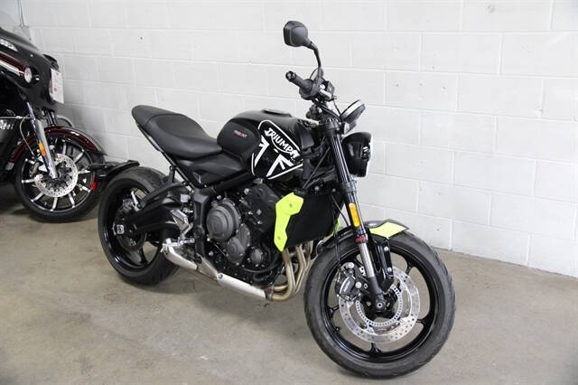 2024 Triumph Trident 66