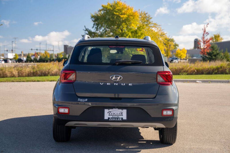 2024 Hyundai Venue SEL