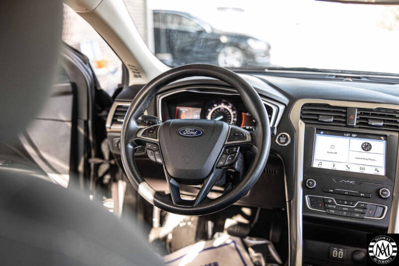 2019 Ford Fusion SE