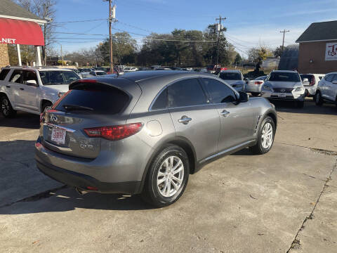 2016 Infiniti QX70