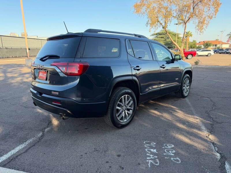 2019 GMC Acadia SLE-2
