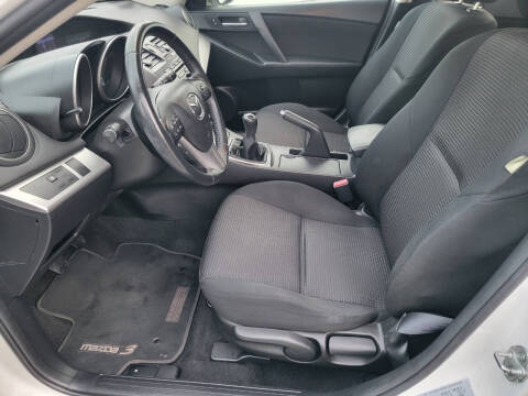 2013 Mazda MAZDA3 i Touring