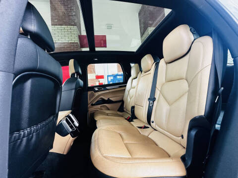 2016 Porsche Cayenne