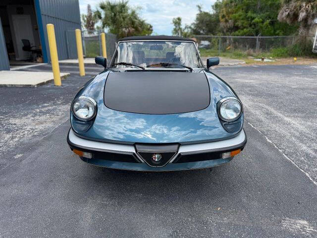 1988 Alfa Romeo Spider Veloce