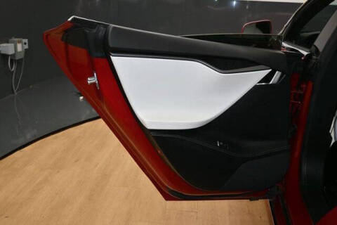 2020 Tesla Model S Performance