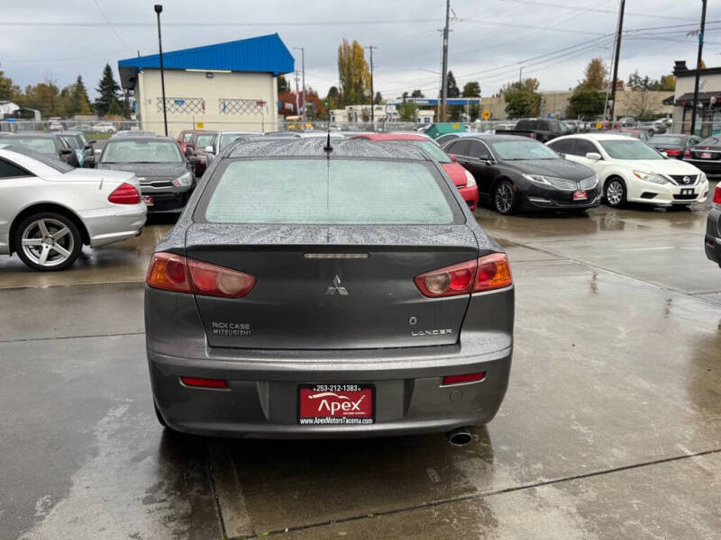 2008 Mitsubishi Lancer ES photo 4