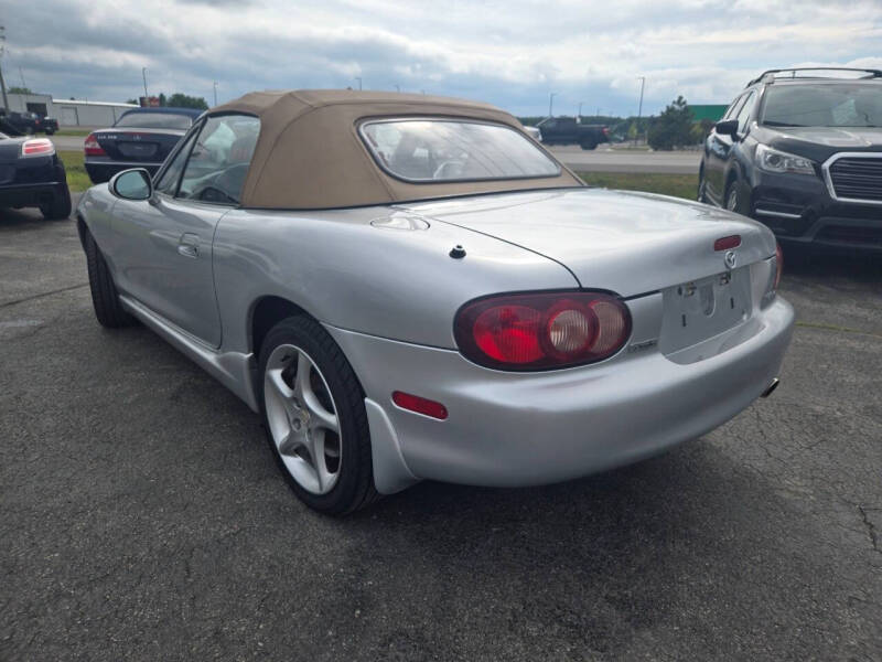 2002 Mazda MX-5 Miata SE