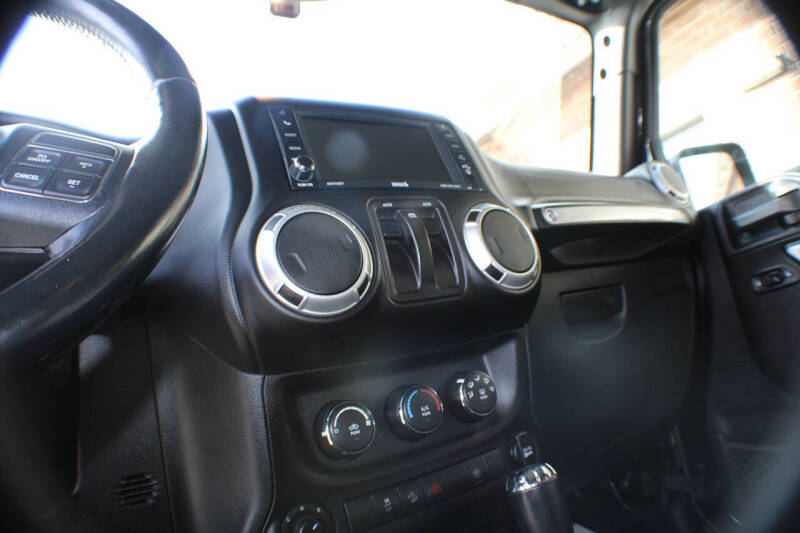 2017 Jeep Wrangler Sahara