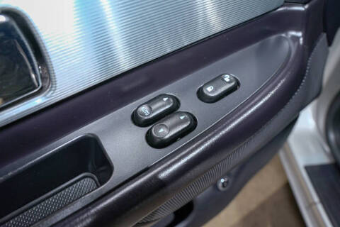 2004 Ford Thunderbird Deluxe