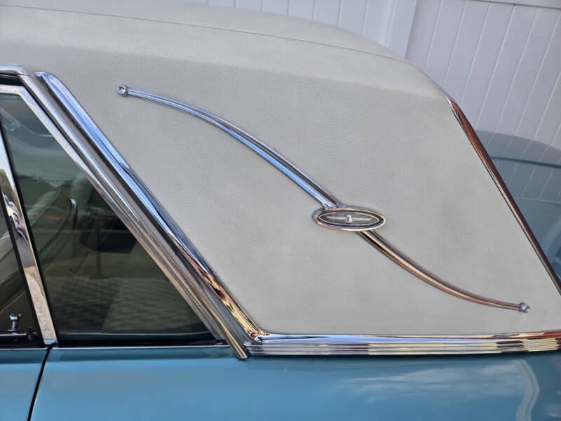 1964 Ford Thunderbird