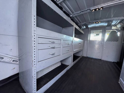 2021 Chevrolet Express 2500