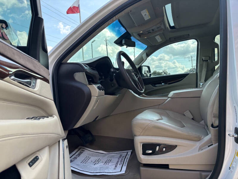 2017 Cadillac Escalade Premium Luxury