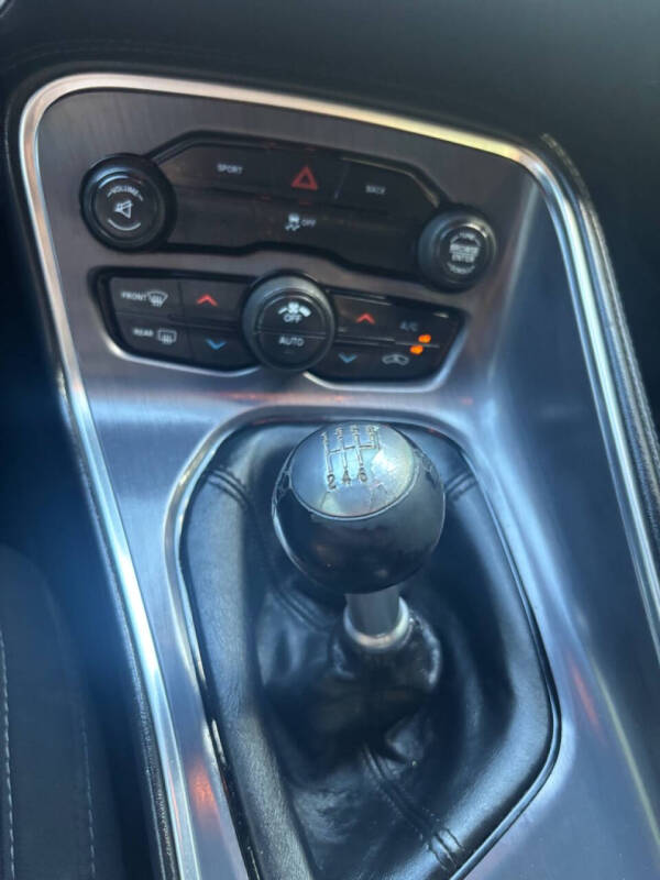 2015 Dodge Challenger R/T