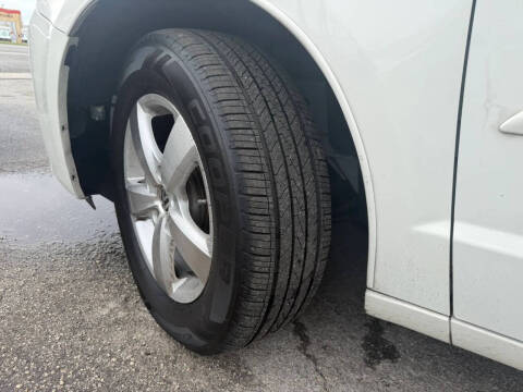 2011 Volkswagen Routan