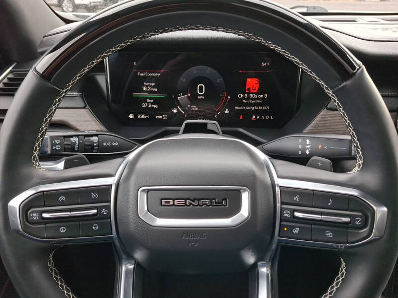 2024 GMC Acadia Denali