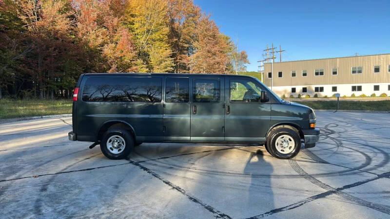 2017 Chevrolet Express LT 3500