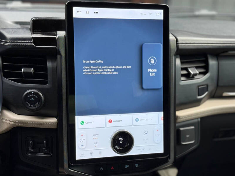 2023 Ford Expedition MAX Platinum