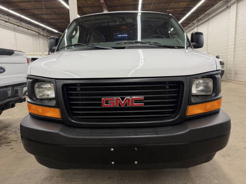 2017 GMC Savana 2500
