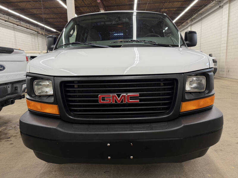 2017 GMC Savana 2500