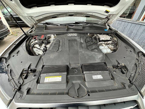 2017 Audi Q7 3.0T quattro Premium Plus